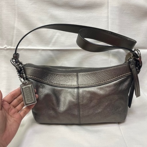 【美品】0012 COACH 革ショルダーバッグ 濃いめのグレーベージュ