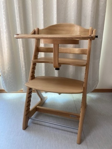 新品　すくすくチェア プラス　テーブル付　定価16830円