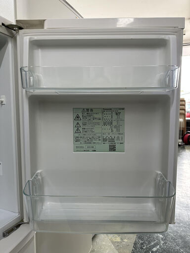 パナソニックNR-B14CW-W冷蔵庫、2ドア、138 L  2019年製　リサイクルショップ宮崎屋住吉店　２３．１.１３ｙ