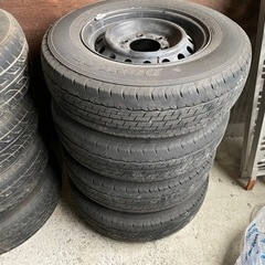 200系ハイエース　純正ホイール　鉄チン