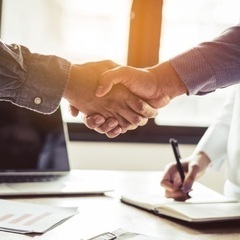東京・千葉・静岡 訪問買取の新規飛び込み営業 個人宅に飛び込み訪問し、便利屋の依頼、ブランド品や金・プラチナなどの買取アポイントをとる営業のお仕事です。の画像