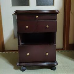 木製　電話台（キャスター付き）の画像