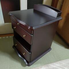 木製　電話台（キャスター付き）の画像