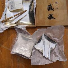 銀細工　盛り皿