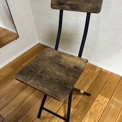 今月中の引き取り　テーブルandチェアの画像