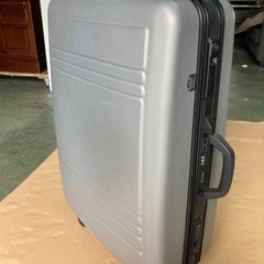 ● キャリーバッグ、スーツケース、グレー①