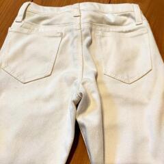 ユニクロキッズ 白 パンツ xs 95-110cmの画像