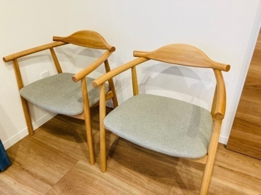 ニトリのダイニングチェア　　2脚で10000円