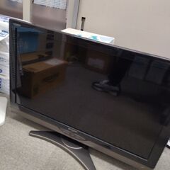 シャープアクオス32型テレビ2010年