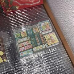 生活雑貨まとめ売り　お皿　すみっコぐらし　ポムポムプリン　ドローンの羽の画像