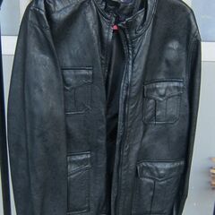 （J-245)　ライダースジャケット①(中古･ほころびあり）*引...