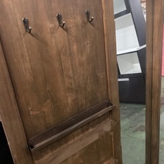 ● 扉付きスタンドミラー、ヴィンテージ風スタンドミラーの画像