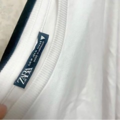 ZARA 白Tシャツ🌟発送も可能です。の画像