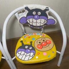 アンパンマン、バイキンマン　幼児用イスの画像
