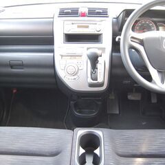 2924☆自社ローンもOK☆ スマートキー・純正アルミホイール装備のﾎﾝﾀﾞ ゼスト　スパークｗ 入庫しました！の画像