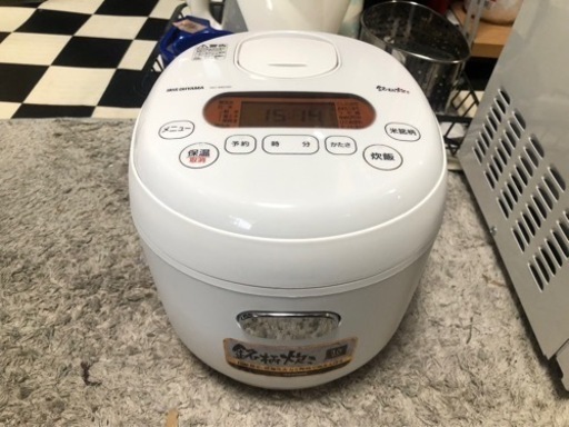 【リサイクルサービス八光　田上店　】IRIS OHYAMA RC-MD30-W [米屋の旨み 銘柄炊き ジャー炊飯器 3合 ホワイト] 2021年製