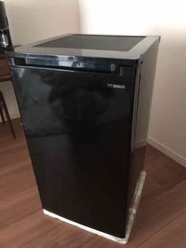 冷凍庫 家庭用 小型60L