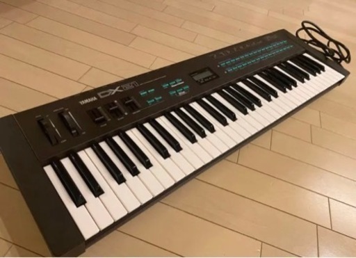 YAMAHA DX21 シンセサイザー