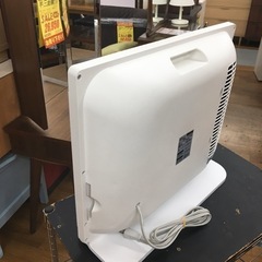 S137 スリーアップ Three-up CHT-1636WH [人感/室温センサー搭載 パネル型セラミックヒーター ヒートワイドスリム ホワイト]⭐動作確認済 ⭐クリーニング済の画像