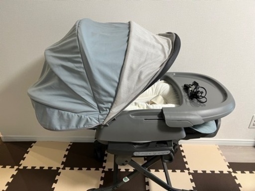 コンビ　ネムリラ　オートスウィング　電動バウンサー