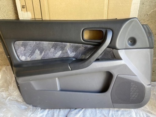 ER34スカイラインセダン　内装