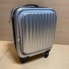 キャリーケース　フロントオープン