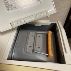 【ジャンク】アラジン　石油ファンヒーター　2013年製　AKF-DL488Nの画像