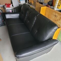 ニトリ製の応接ソファ