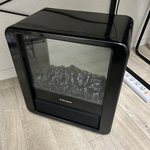 暖炉型　ヒーター美品