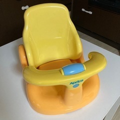 【アップリカ】はじめてのお風呂から使えるバスチェア