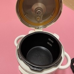 電気圧力鍋の画像