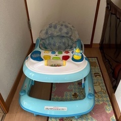 ベビー歩行器