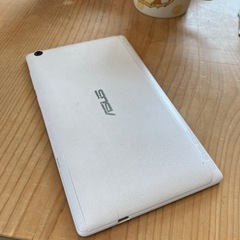 ASUS ZenPad p01z タブレット　予備にいかがですか？　価格交渉もOKの画像