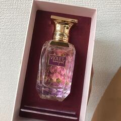 ドバイ香水VIOLET BOUQUET EDP 100ml