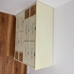 アンティークチェスト　4段　木製　完成品　ヴィンテージ　距離が近ければ配達も可能ですの画像