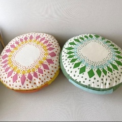 IKEA クッション　2個の画像