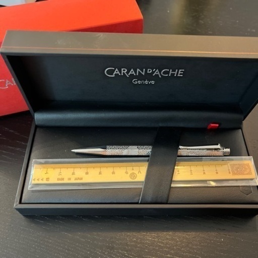CARAND'ACHE カランダッシュ　caran d'ache