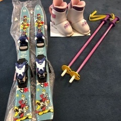 スキー板　ブーツセットの画像