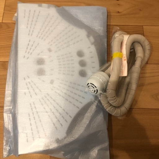 【新品未使用】東芝洗濯機付属品(ふろ水用給水ホース\u0026おしゃれ着トレー2点セット)
