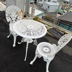 ガーデン　チェア　テーブル　庭　椅子　机の画像