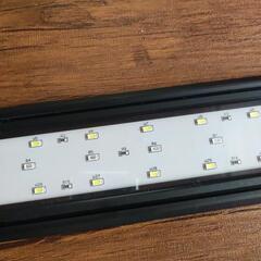 【商談中】Hygger 水槽用　LEDライト　植物育成ライト 　スライド式の画像