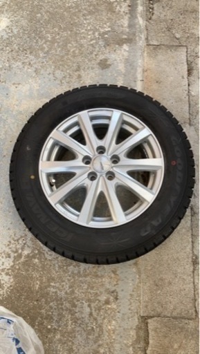 【1/22までの掲載】スタッドレスタイヤ 4本【注意事項必読】