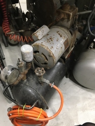 【中古】HITACHI コンプレッサー（スーパーヘビコン）