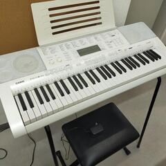 電子ピアノ