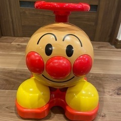 アンパンマン　子供用乗り物の画像