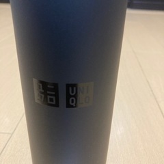 ユニクロでもらったタンブラー　水筒の画像
