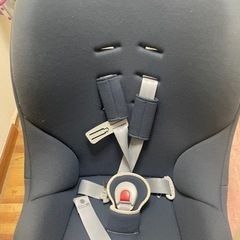無料！チャイルドシート2台あります！交渉中の為、返信できない場合あります。の画像