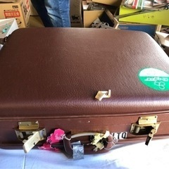 旅行カバン　※配送ご相談下さい。