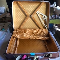 旅行カバン　※配送ご相談下さい。の画像