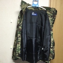 ★早い者勝ちSALE！★Penfield 中綿入り迷彩柄フーデッド パーカーの画像